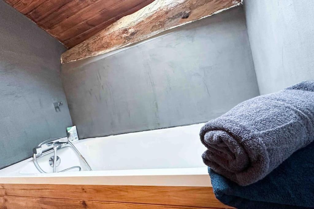Ribera 1 - Beautiful Reformed House Parking Villa ฟอร์มิเกรส์ ภายนอก รูปภาพ
